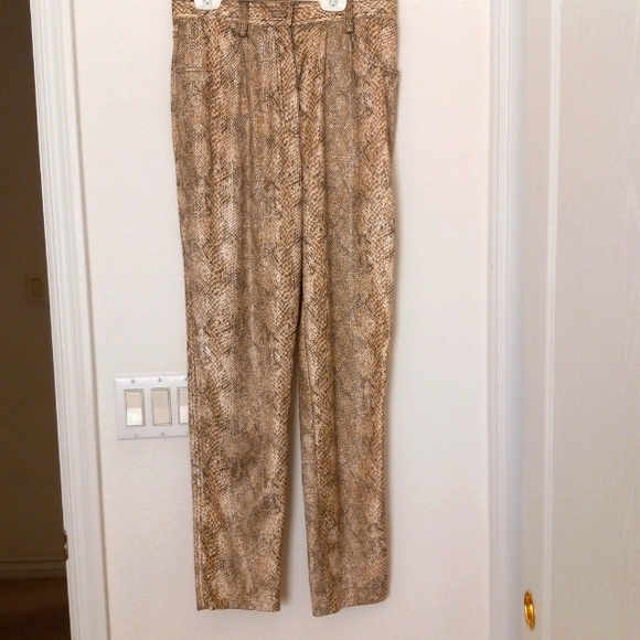Together Brand Blazer and Pants set. Size 8. - Picture 10 of 16